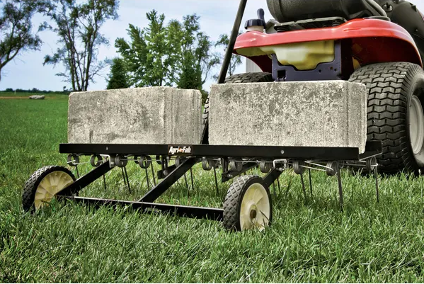 Sjah In beweging ondernemer Verticuteerhark voor de zitmaaier 100cm – Blokland Tuin en Parkmachines