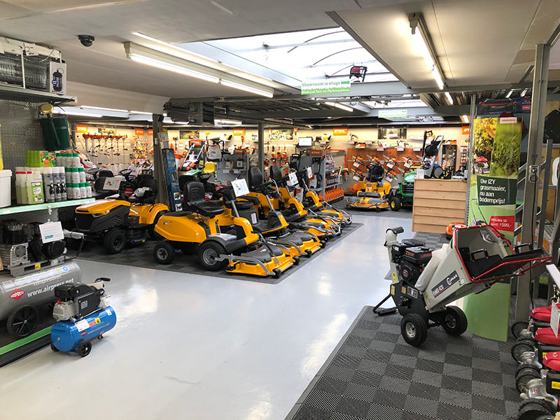 showroom-blokland-tuin-en-parkmachines-btp-ameide-03[1]