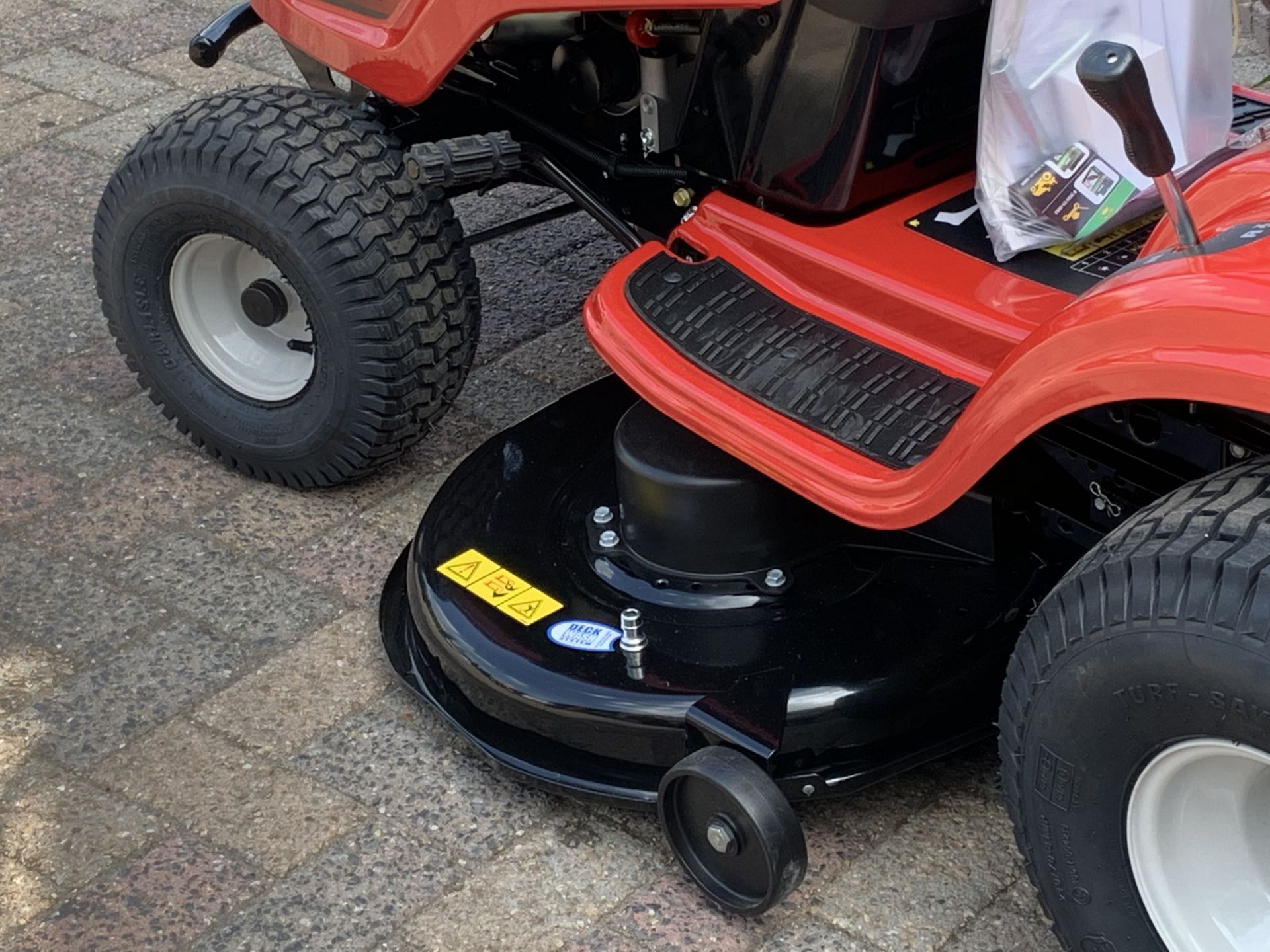 MTD Optima LG200H Hydrost. 2 cil. motor zij-uitworp - Afbeelding 5