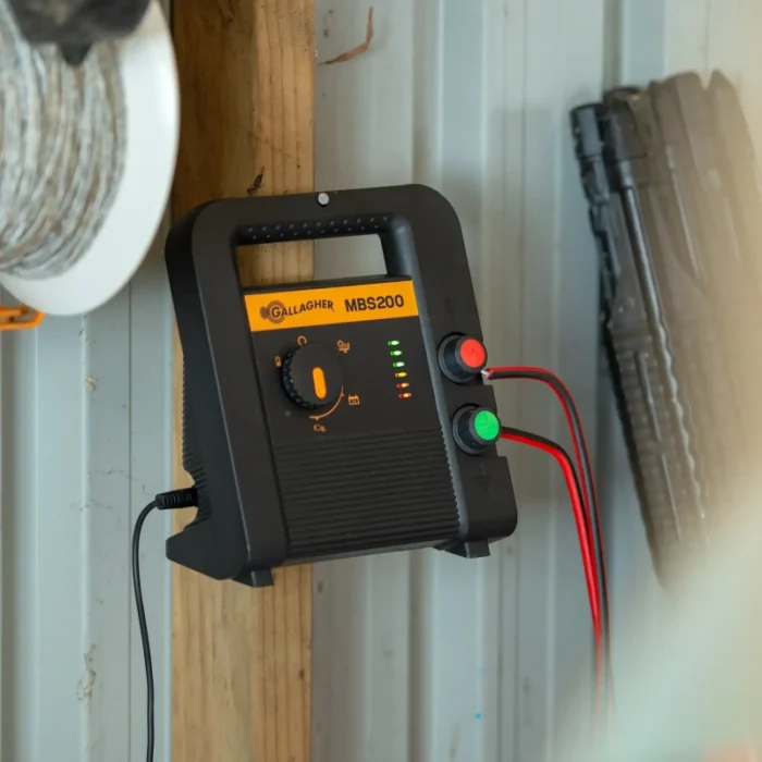 MBS200 Multipower schrikdraadapparaat (2,0J - 230V/12V/Solar) - Afbeelding 3