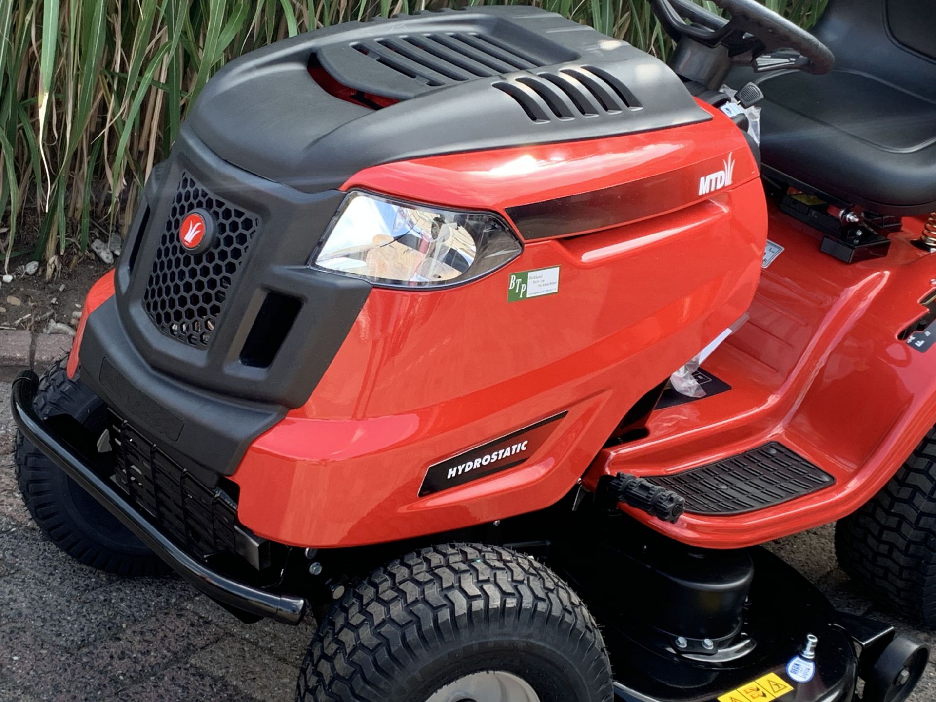 MTD Optima LG200H Hydrost. 2 cil. motor zij-uitworp - Afbeelding 2