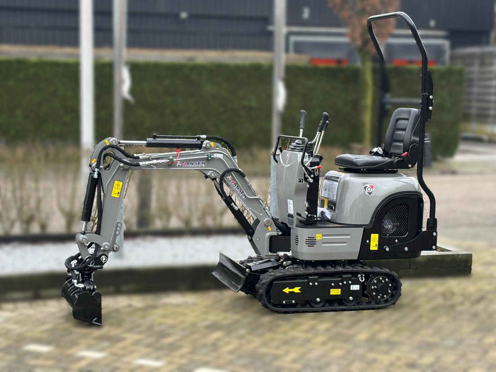 Afbeelding van WhatsApp op 2025-01-28 om 07.28.40_748ae6de Jansen MB-800 Mini graafmachine Compacte minigraver - Afbeelding 1