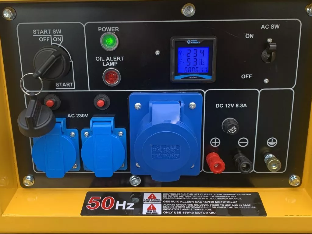 BTP-Actie-Diesel-generator-Silent-aggregaat-generatorset-noodstroom-2 Diesel generator geluidsgedempt 230V - Afbeelding 5