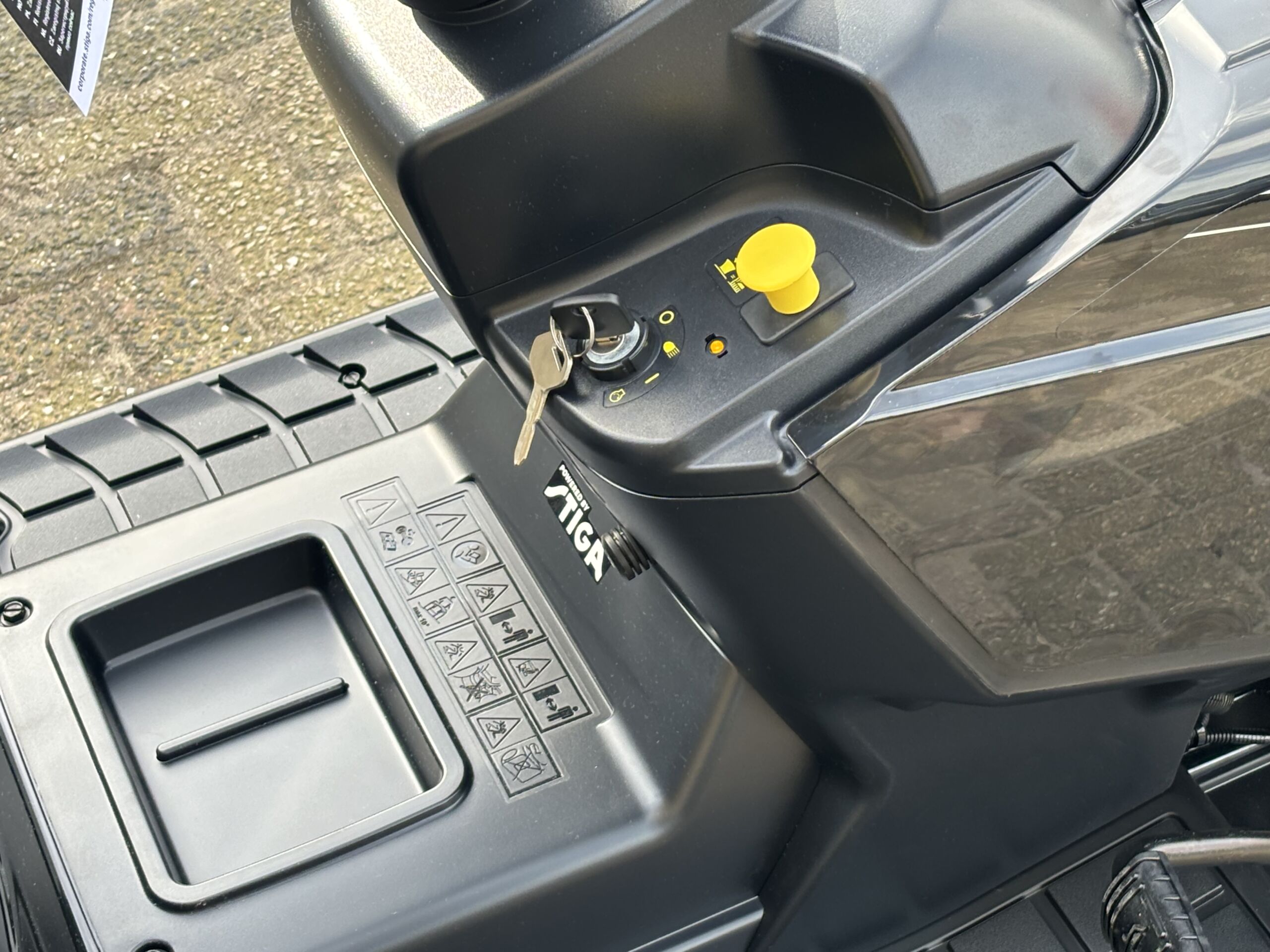 IMG_0735 Alpina Black Edition zitmaaier met opvang handgeschakeld - Afbeelding 12