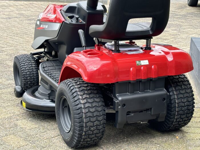 Castelgarden zitmaaier 108cm 2 cilinder motor - Afbeelding 8