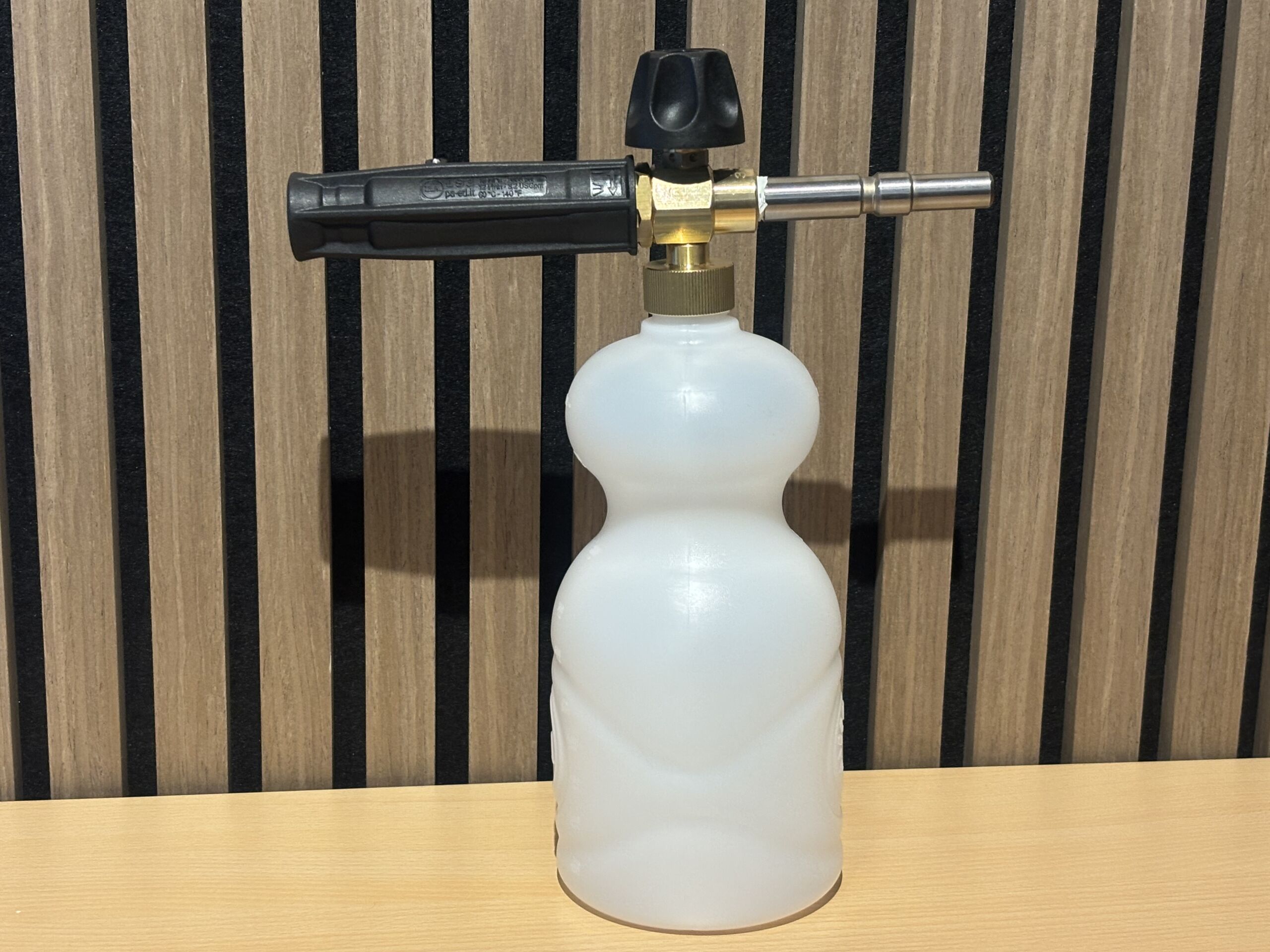 IMG_4661 Schuimbeker / schuimlans PRO messing 1L - Afbeelding 1