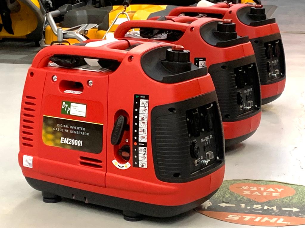 Koffer silent generator 2x 230V 2000W noodstroom - Afbeelding 2