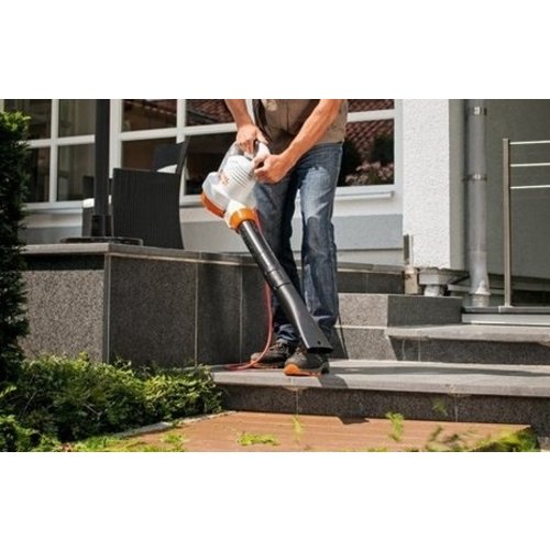 stihl-stihl-bge-71-elektrische-bladblazer BGE 71 elektrische Bladblazer 230v - Afbeelding 4