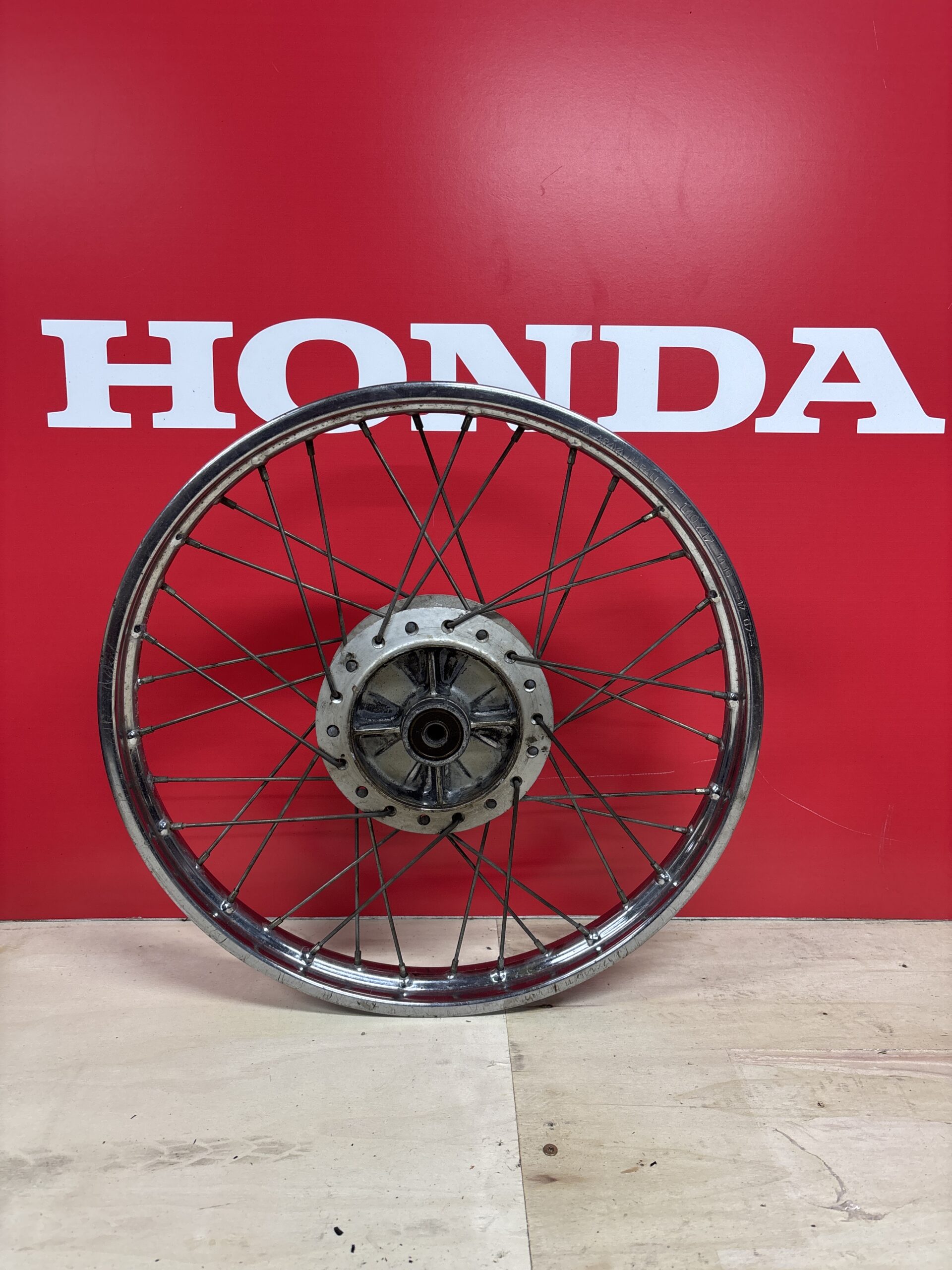 image Velg Honda Benly 1.40 x 17 14 16 - Afbeelding 1